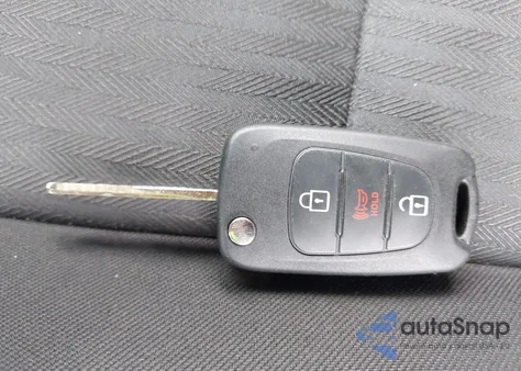 2016 Kia Forte Lx z USA, uszkodzony, nr VIN KNAFK4A66G5610008